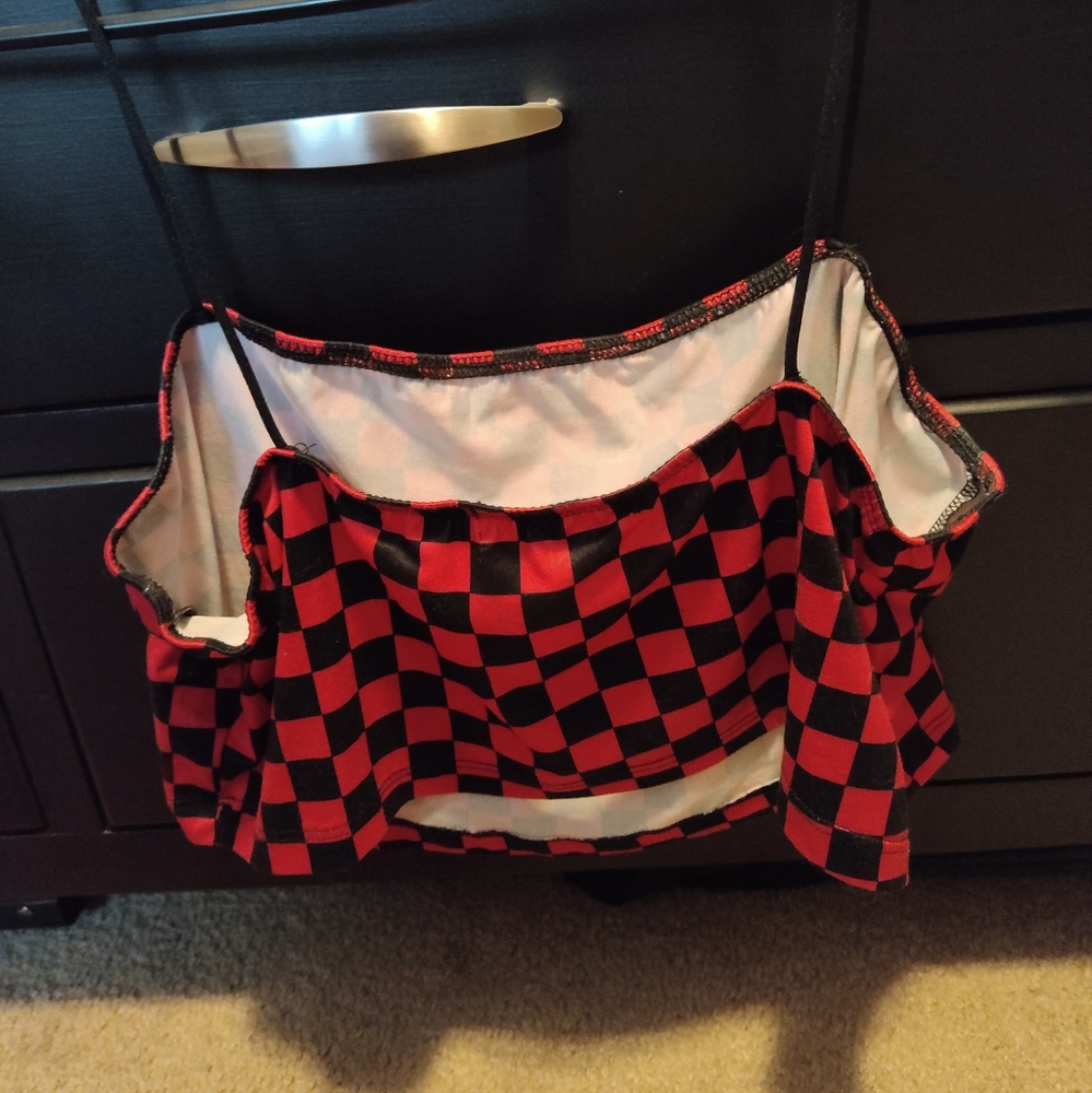 Checkered Crop Top - Picture 3 of 3